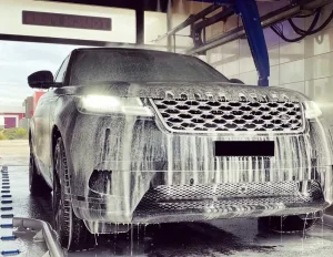 Rang Rover car wash service in dubai